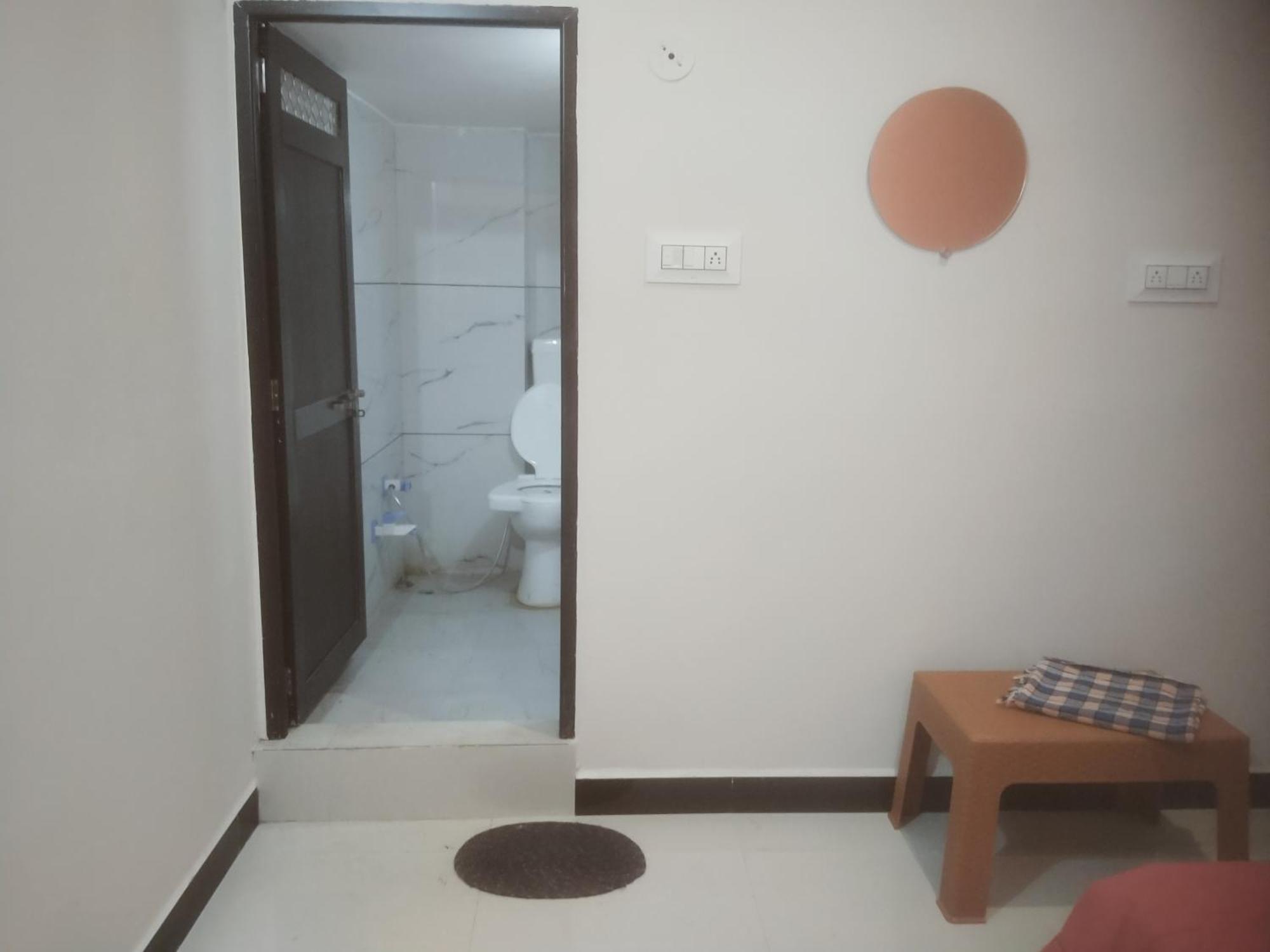 Shivlok Guest House 우자인 외부 사진
